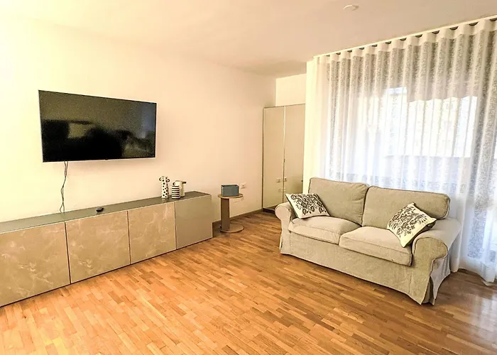 Centro Piave By Interhome * טרנטו